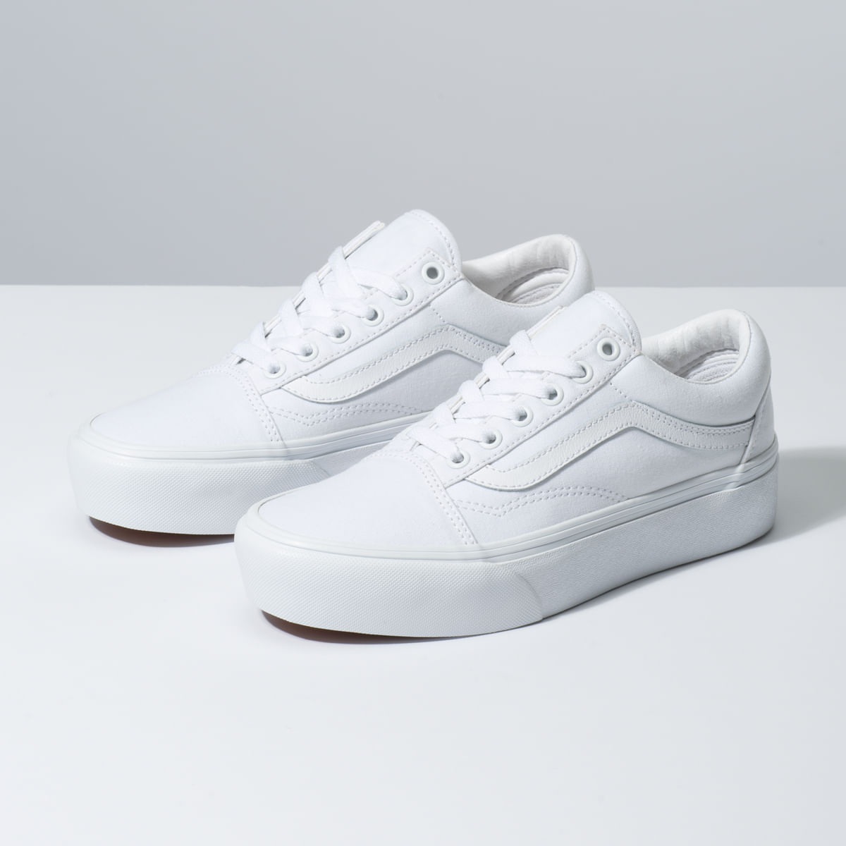 Compra Tenis Clásicos De Plataforma Blancos Old Skool En vans Colombia