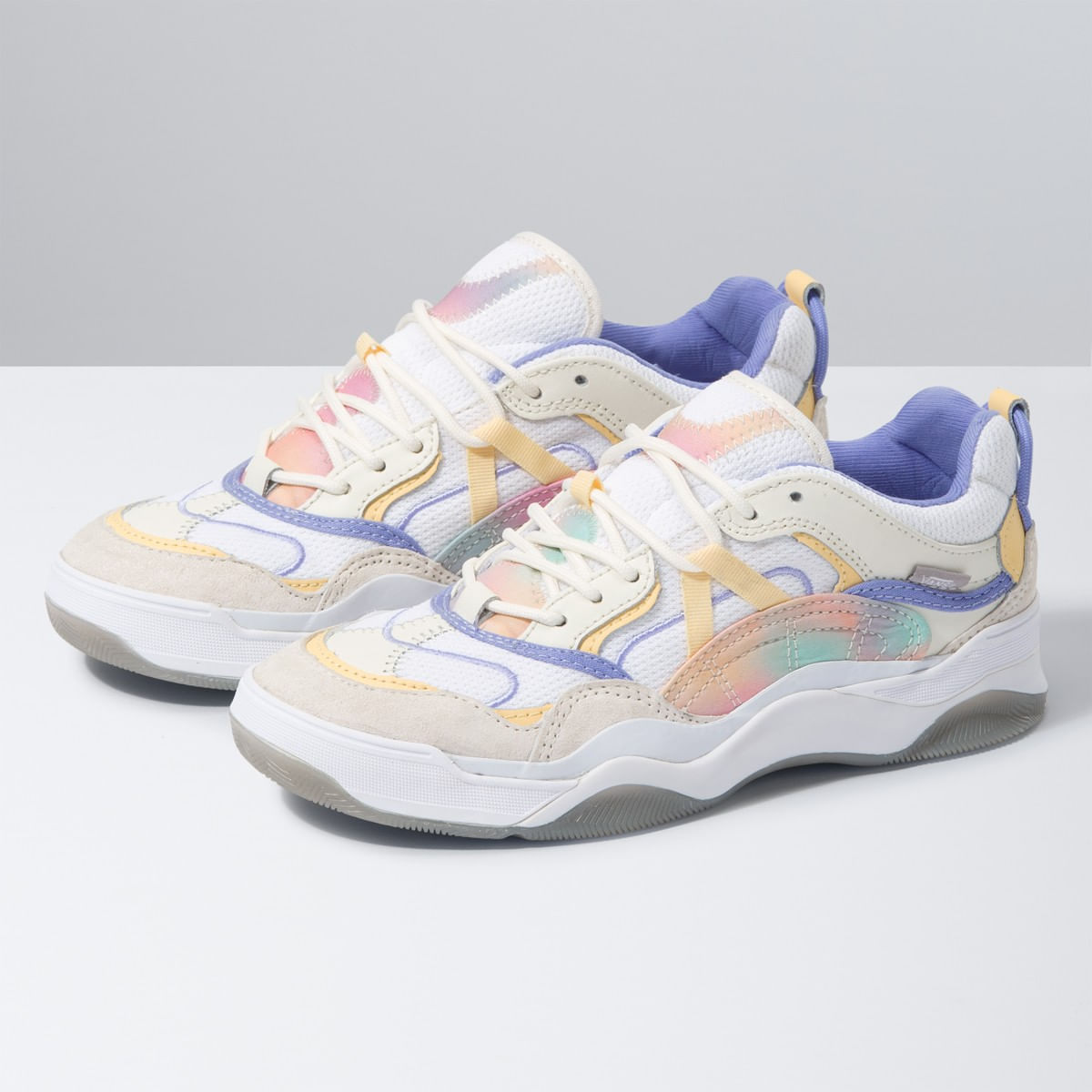 vans varix wc multi color