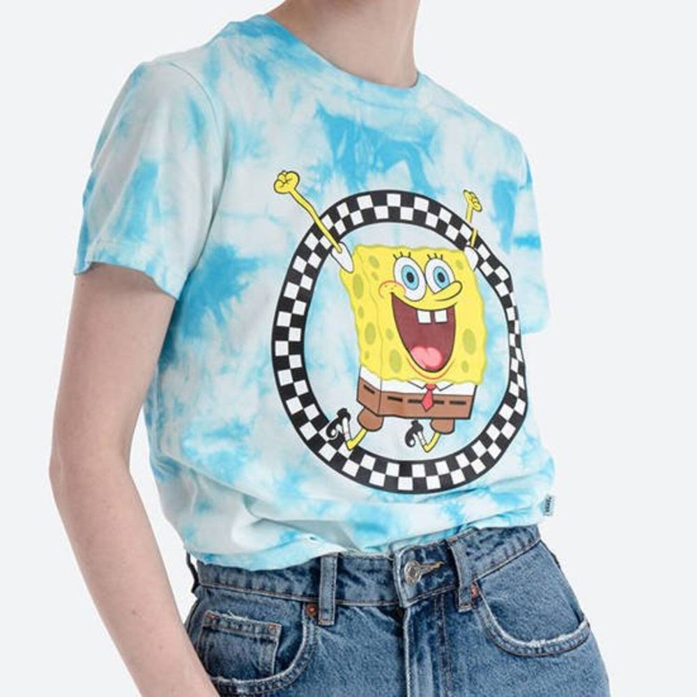 Camiseta-Vans-X-Spongebob-Jump-Out-Crew-Tee-Mujer-Vans