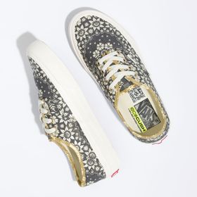 Tenis-Surf-Negros-Authentic-Vr3-Sf-Floral-Mujer-Vans