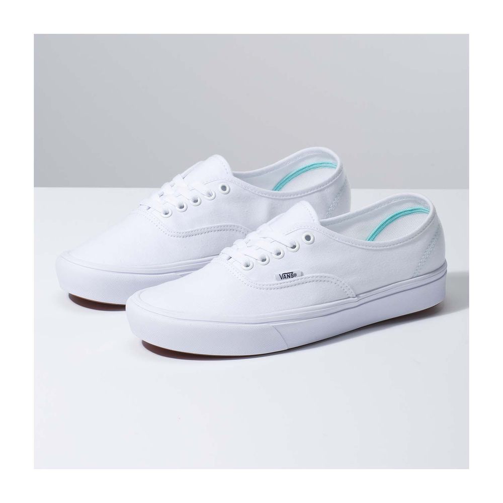 vans blancos de piel