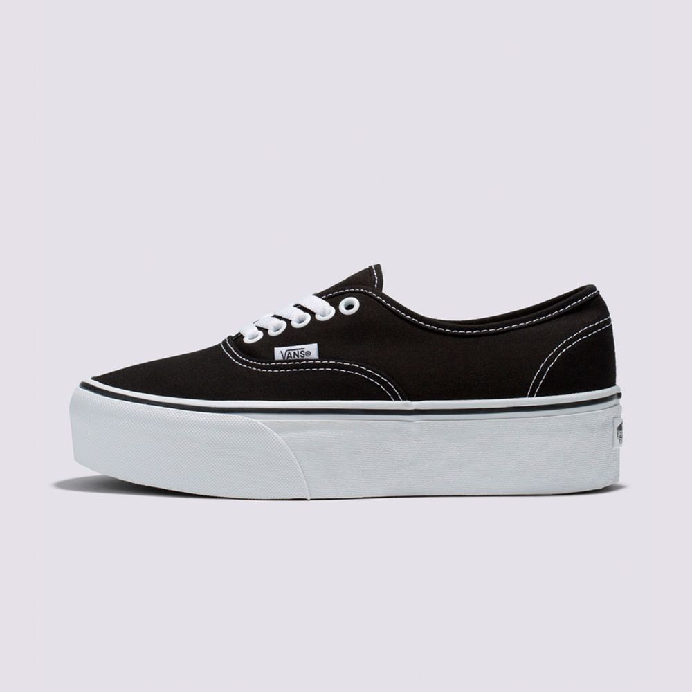 Tenis-Clasicos-De-Plataforma-Negros-Authentic-Canvas-Vans