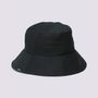 Gorro-Pesquero-Negro-Level-Up-Bucket-H-Mujer-Vans
