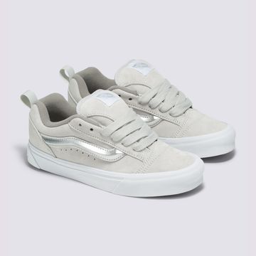 Tenis-Clasicos-Grises-Knu-Skool-Metalico-Vans