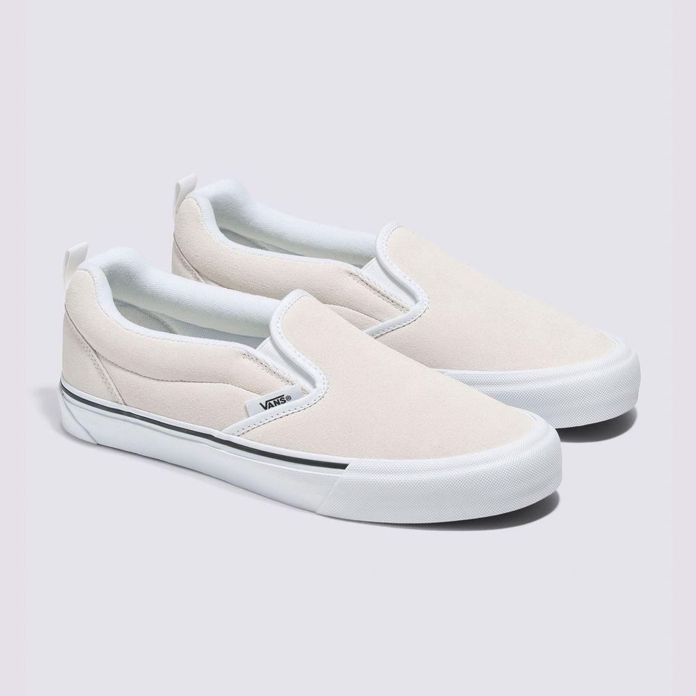 Tenis-Clasicos-Blancos-Knu-Slip-Pr-Vans