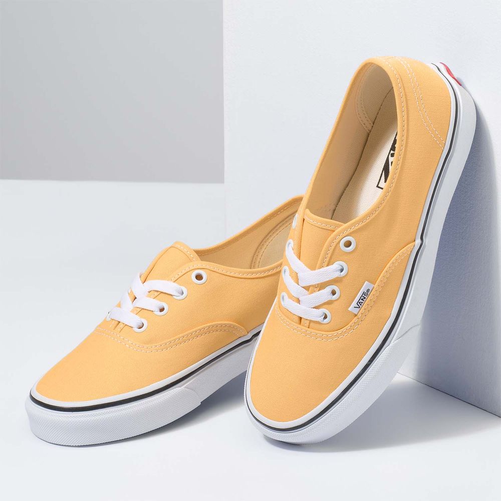 Tenis-Clasicos-Blancos-Authentic-Flax-Vans