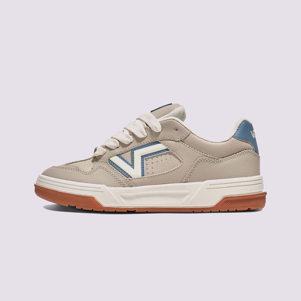 Tenis-Clasicos-Grises-Upland-Vans